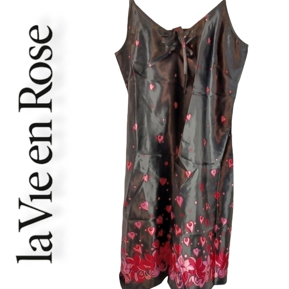 Le vie en rose hearts nightie sz S